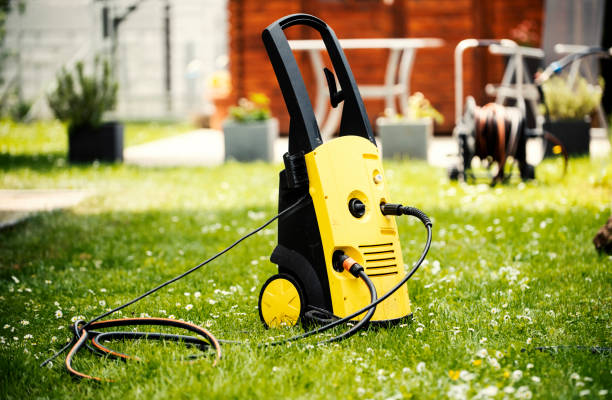 Best Gutter Cleaning  in Albion, NY